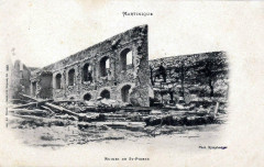 Ruines du lycée de Saint-Pierre -
													972 Martinique
												