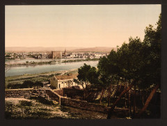 Carte postale ancienne General view from Beaucaire Castle (Gard) - Tarascon (Bouches-du-Rhône), France-LCCN2001698676.tiff
                                