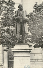 Statue de Broca - Paris CIPA0803