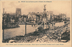 Reims-Fr-51-en ruine-place d'Erlon-a1