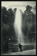 Grandes Eaux - Le Grand Jet s'élevant à 42 mètres de Hauteur -
																					92210 Saint-Cloud
																			