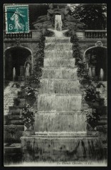 Les Grandes Eaux. La Grande Cascade -
																					92210 Saint-Cloud
																			