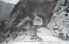 Traversee du tunnel de st guillaume a Miribel Lanchatre -
													38 Isère
												