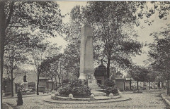 Nd - Monument aux travailleurs municipaux du cimetière du Père-Lachaise