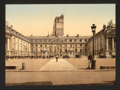 Carte postale ancienne L'Hôtel de Ville
                                                                     à Dijon
                                