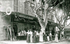 Avignon Place de la Pignotte 1884
