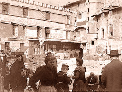 Avignon Rue saint Jean le Vieux et place Pie avant 1898