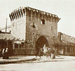 Ancienne porte Limbert -
													France
												