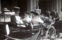 La Reine des Reines se rendant à l'Elysée le 23 mars 1911