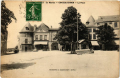 Chateau-Chinon - La Place