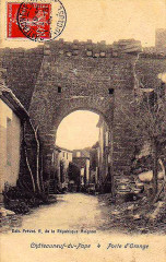Châteauneuf-du-Pape Porte d'Orange -
													84 Vaucluse
												