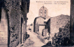 La Bastidonne rue de l'église -
													84 Vaucluse
												