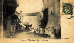 Lagnes Rue principale -
													84 Vaucluse
												