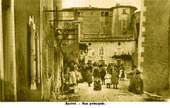 Rustrel la grand rue -
													84 Vaucluse
												