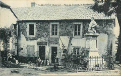 Saint-Beauzély - Place du Parterre -
													12 Aveyron
												