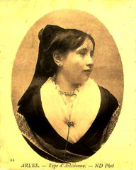 Arles arlésienne 1900