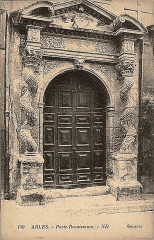 Arles porte renaissance