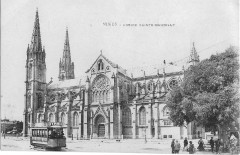 Nimes tram kerk -
													30 Gard
												