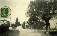 Ambès- bourg 3 -
													33 Gironde
												
