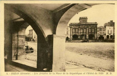 Bazas - Place de la République 1a