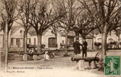 Bourg - Place du District 4