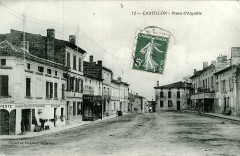 Castillon - Place de l'Aiguille 1