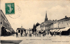 Grignols - Place de la Halle 6