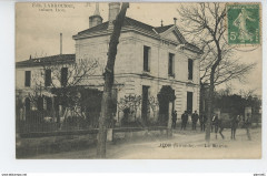 Izon la mairie 1