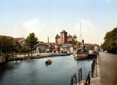 Harbor and castle, Annecy