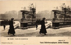 Paris Vue Stereo Jardin du Luxembourg
