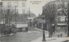 Courbevoie.Place Herold