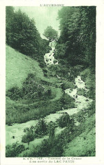 Lac Pavin-Fr-63-carte postale-vers 1929-a06