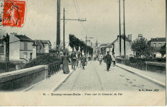Pont sur le Chemin de Fer à Rosny-sous-Bois