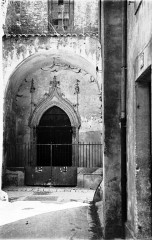 Apt ancien couvent des Carmes -
													84 Vaucluse
												