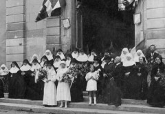 Remise de décorations aux Augustines de Carpentras 1918
