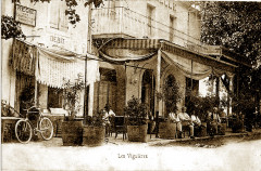 Les Vignières devanture du Bar-tabacs -
													84 Vaucluse
												
