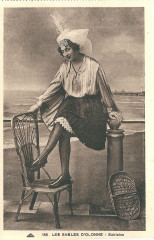 Les Sables-d'Olonne-Fr-85-sablaise costumée-1