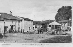 Gugney-aux-Aulx-Cpa-04-Centre-04