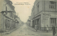 L2689 - Flins-sur-Seine - Grande-Rue