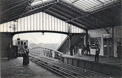 Chemin de Fer Métropolitain - Ligne n°2 Sud Etoile-Italie - Gare de Dupleix à Paris 15e