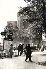 Entrée Abbesses originelle