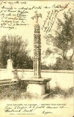 Saillans - Croix de cimetière 2 -
													33 Gironde
												