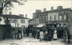 Saint-Estèphe - place du marché