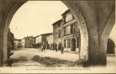 Saint-Macaire - place Marcadieu 2