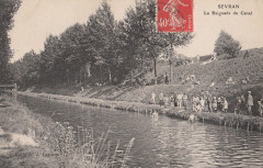Baignade canal -
													93 Seine Saint Denis
												