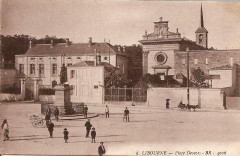 Libourne Place Decazes Statue 15