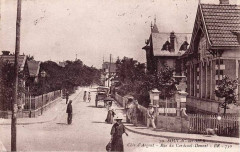 Soulac-sur-Mer - rue du cardinal Donnet 1