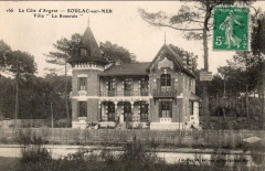 Carte postale ancienne Villa La Roseraie
                                                                     à Soulac-sur-Mer
                                