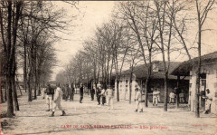 Camp de Saint-Médard - allée principale 1