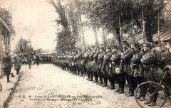 Camp de Saint-Médard - le salut du drapeau